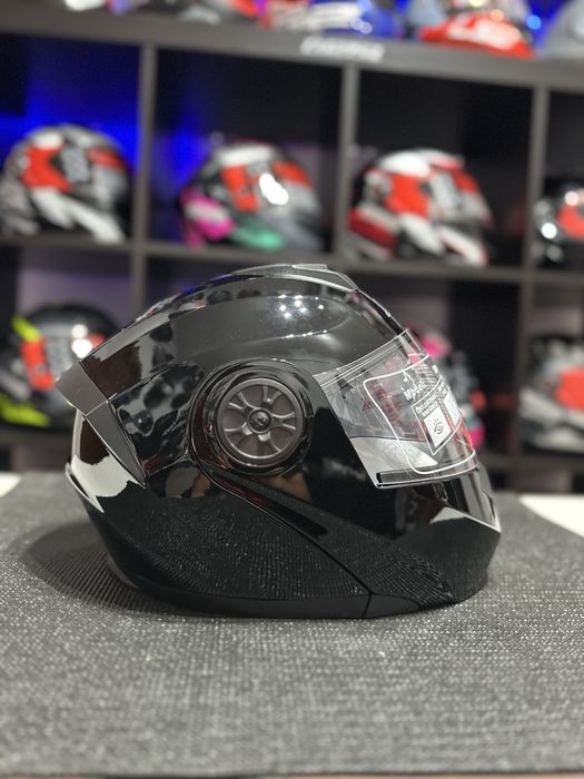Capacete NOVO por a penas 65€