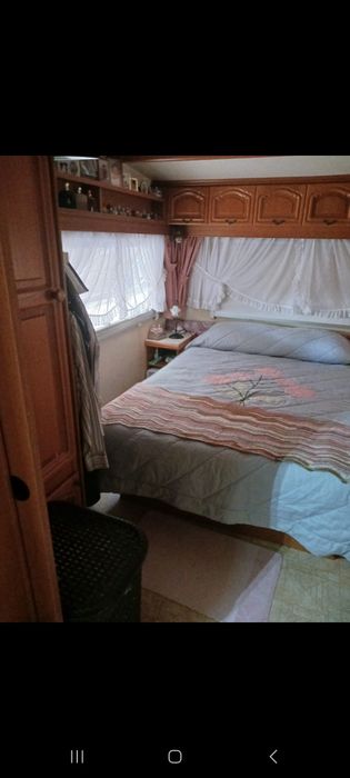 Vendo roulote HOBBY LANDHAUS em excelente estado