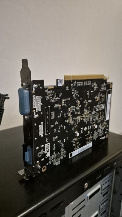 Lga 1155 / e3 1230v2 / 8gb озу / rx 550 4gb