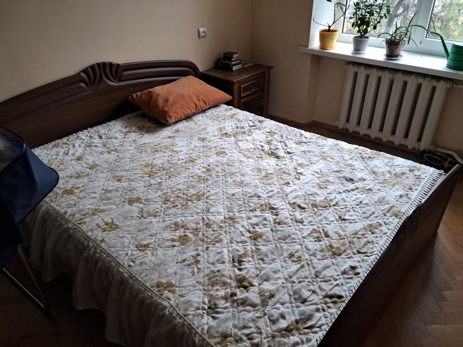 Продам меблі б/у