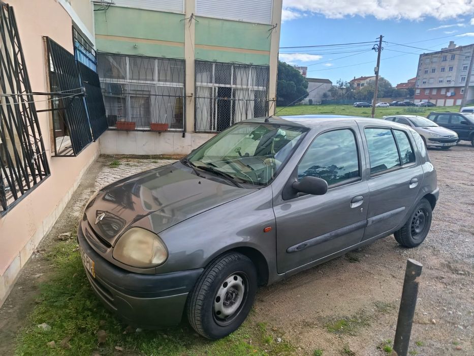 Carro em otimo estado .