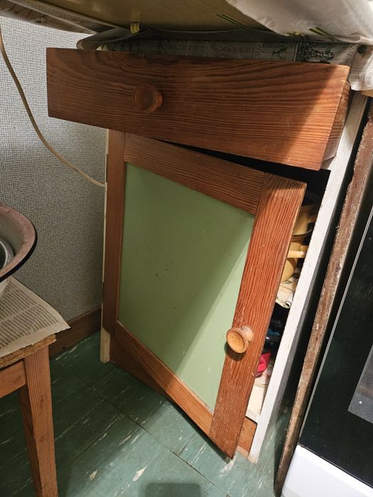 Szafki kuchenne drewno