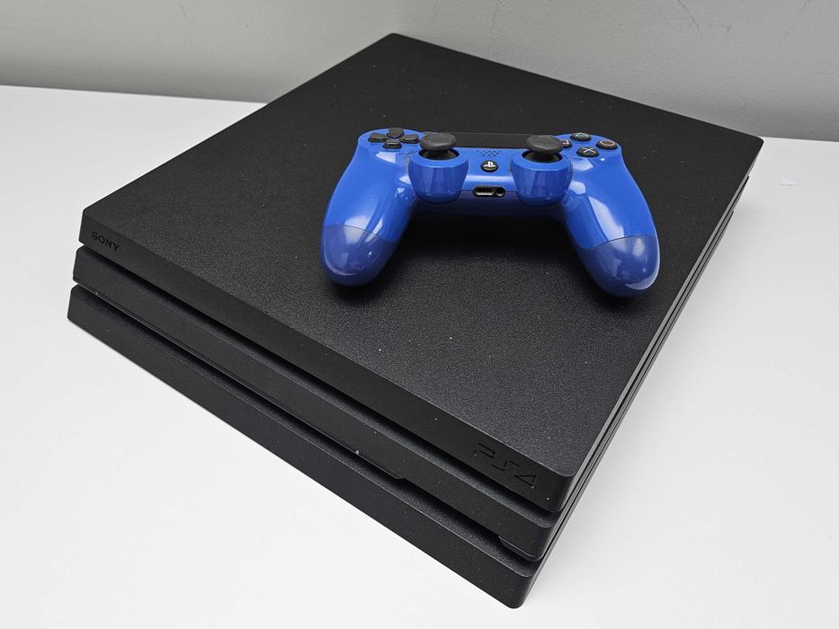 Konsola Sony PlayStation 4 PRO 1TB