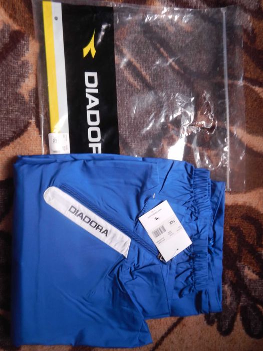 Wyprzedaż-> wiatrówka dres treningowy  Diadora rozm.164 ostatni!