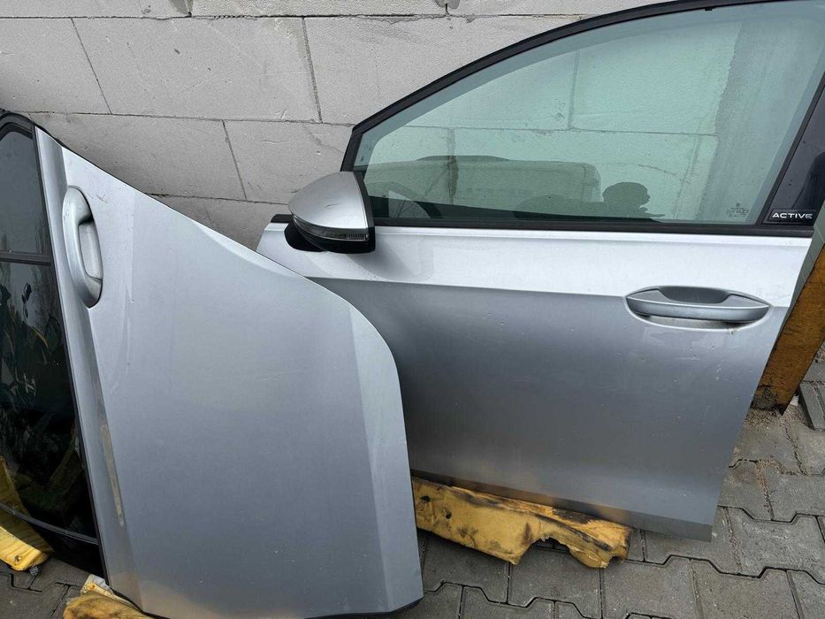 Drzwi Volkswagen Golf 8 HB5 LA7W tylne lewe - prawe