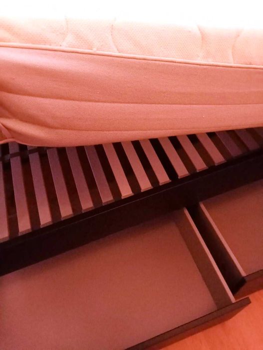 Cama BRIMNES ikea (140x200cm) C/ Estrado e Colchão
