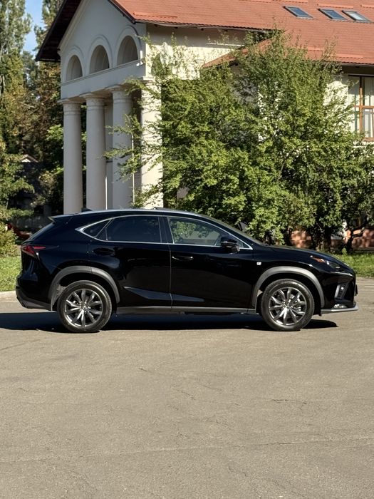 Lexus NX300 F-Sport 2020