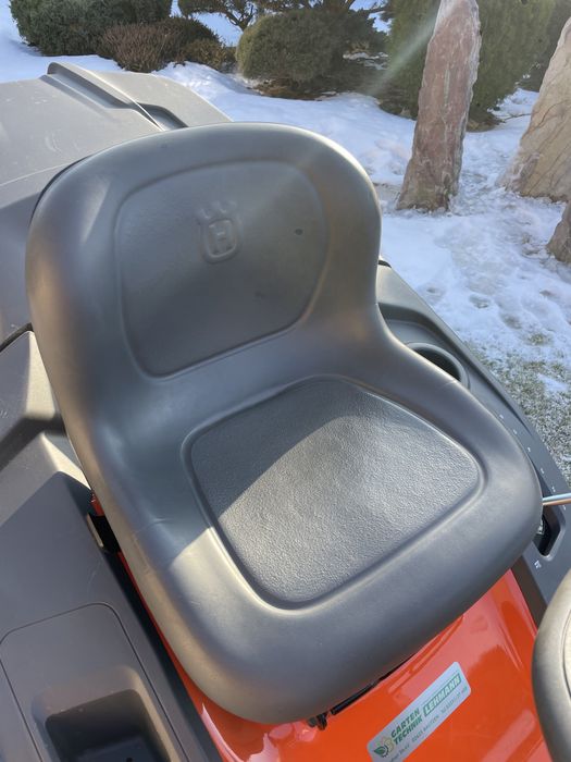 Husqvarna TC 242T traktorek kosiarka 20h pracy 2022r jak NOWY