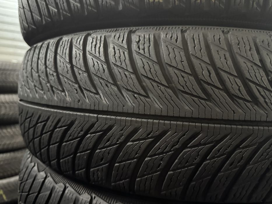 шини б.у зима 215/65 R17 Michelin Pilot Alpin 5 склад резини