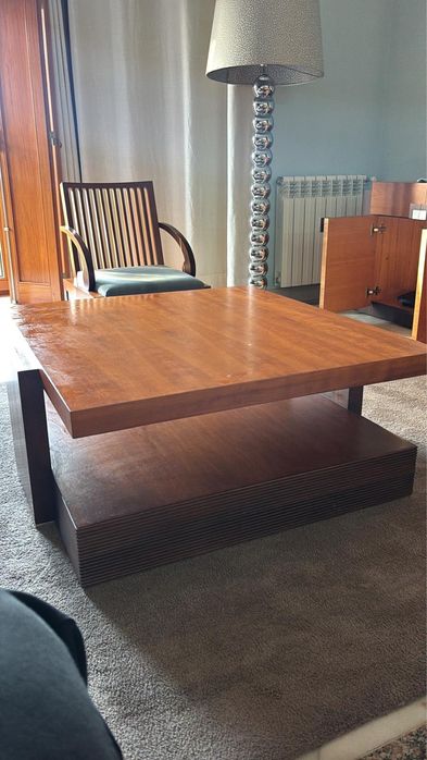 Mesa de sala - Madeira Maciça