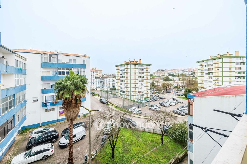 Apartamento T1 totalmente renovado, com varanda, na Sobreda