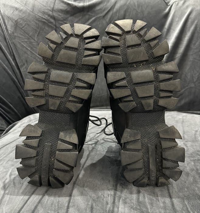 Чоловічі кросівки PRADA