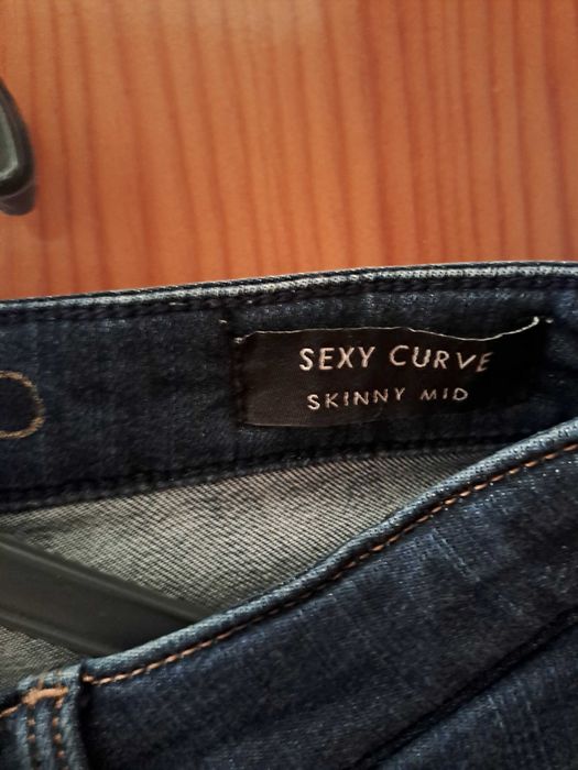 Calça de ganga escura guess