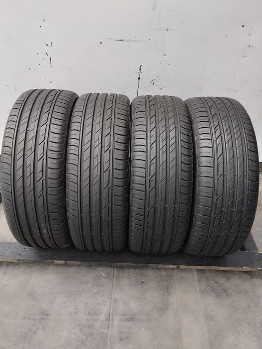 Продам шини 225/55R18