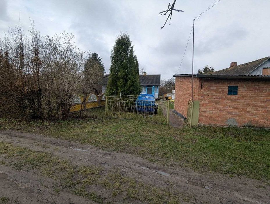 Продам будинок село Верхів (32 км до Рівного)