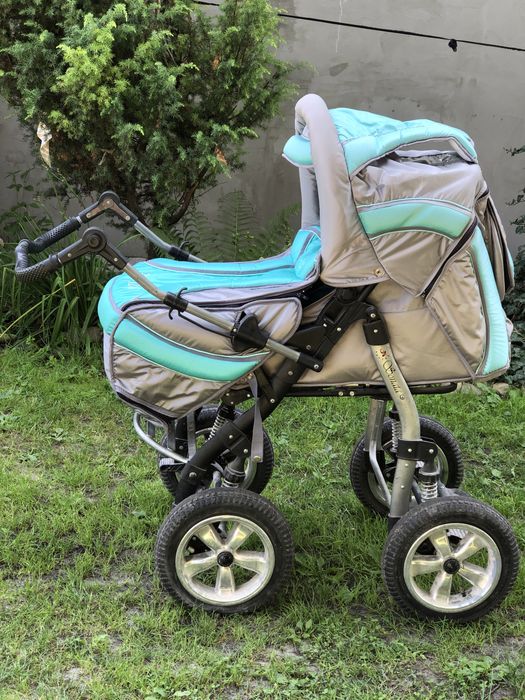 Коляска-трансформер