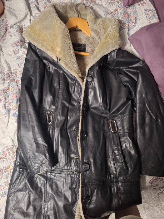 Продам кожанный плащь