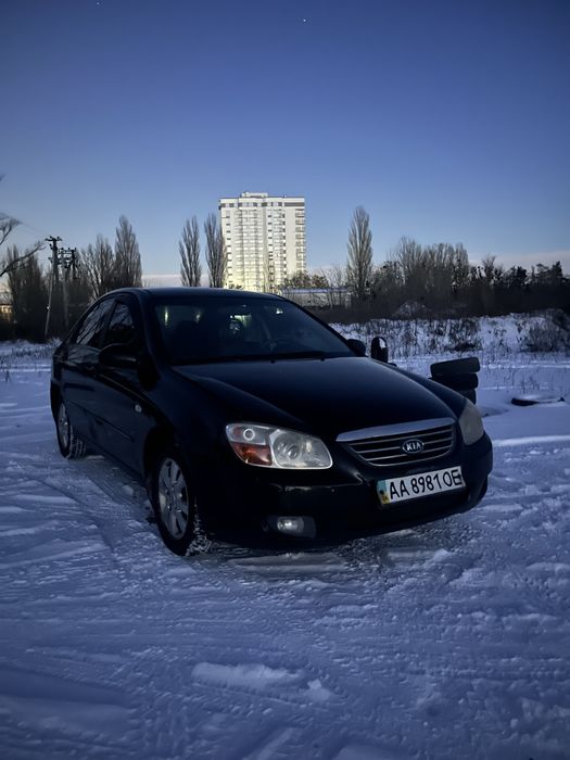 Продам Kia 1.6 бензин рідний пробіг