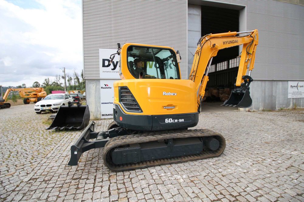 Escavadora Giratória de Rastos Hyundai Robex 60 Totalmente recuperada Garantia 12 meses/ 1.000 Horas