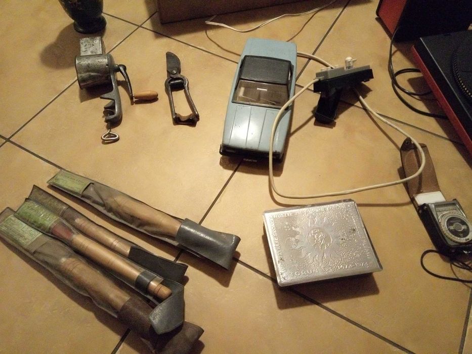 Brzeszczot ręczny piła piłka śrubokręt duzy płaski PRL dłuto