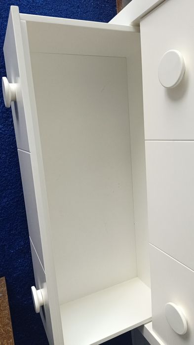 Cómoda branca quarto bebé/crianca