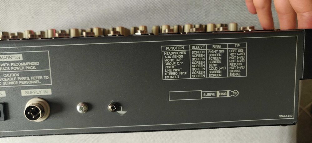 Mesa mistura Soundtracs Topaz 14-4