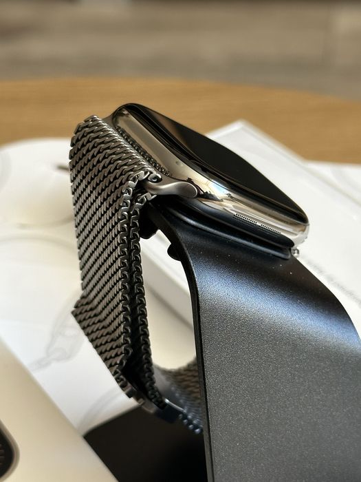 Apple Watch Series 10 46 mm Titanium Case