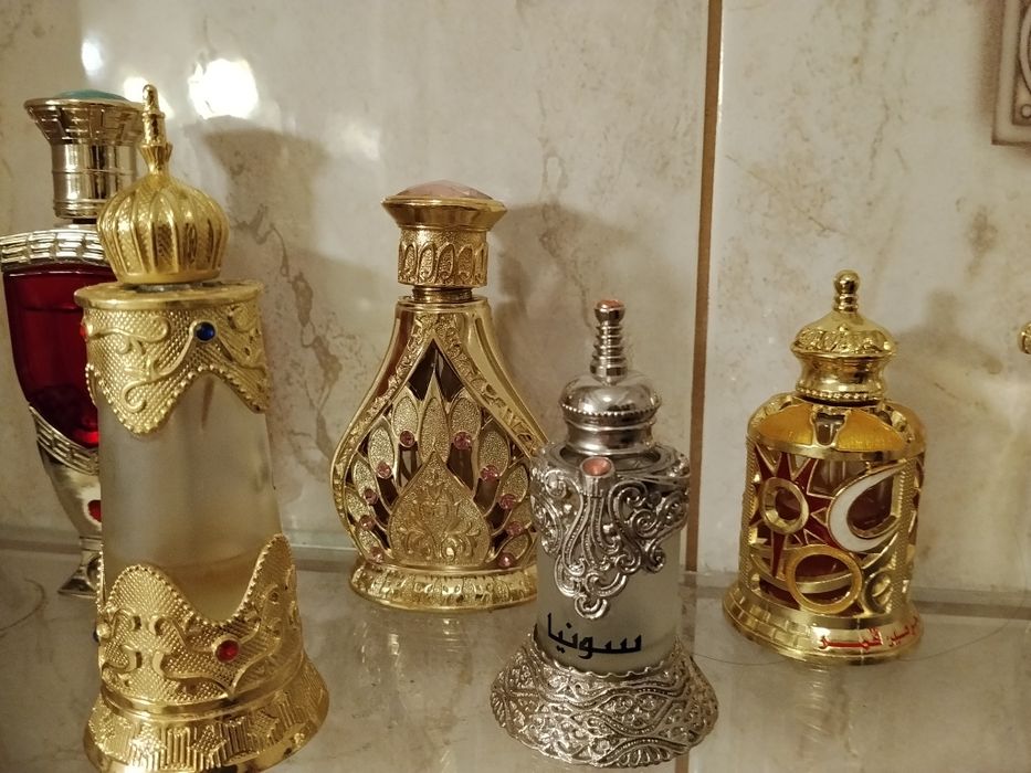 Zestaw 6 buteleczek na perfumy w olejku. Buteleczki arabskie.