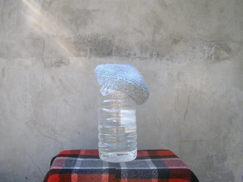 Красивый женский шерстяной берет