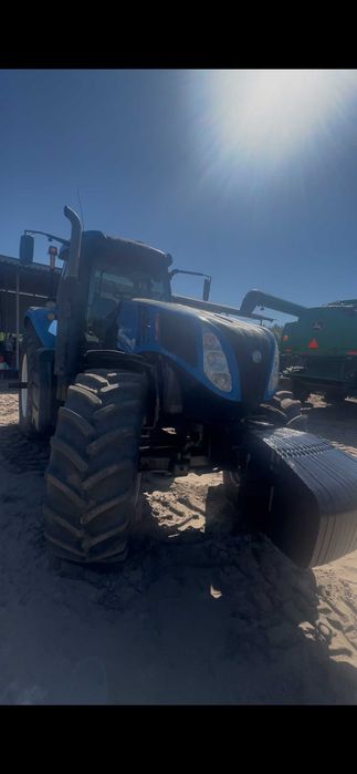 Трактор New Holland T8.390
