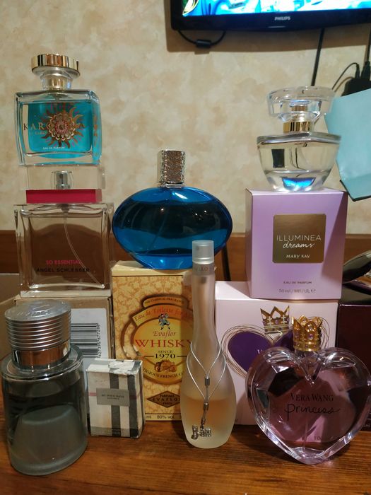 Продам свои духи из личной коллекции все оригиналы, туалетная вода