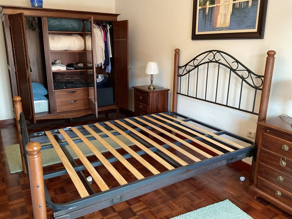 Vendo moveis de quarto usado em bom estado