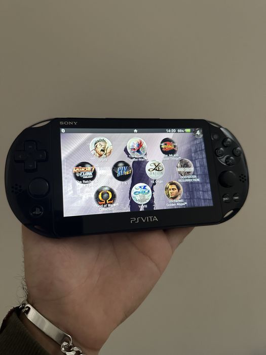 PS Vita Slim (128Gb, 500+ Jogos, GTA, Uncharted, Bully, etc)