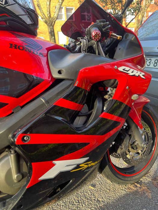 Honda CBR600 F4i Sport