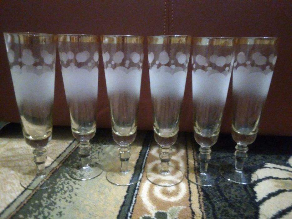 Бокалы для шампанского