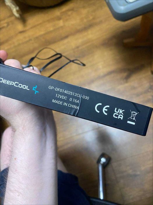 Збірка 3х кулерів Deepcool DF01402512CL в корпусі. Кулер