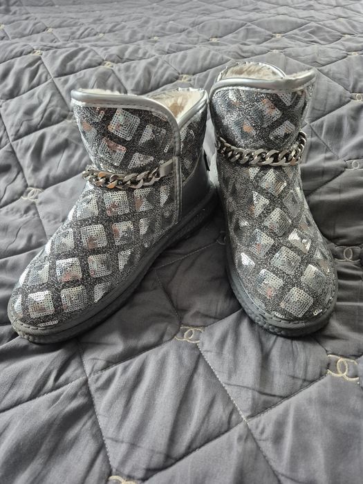 Зимові уги на хутрі