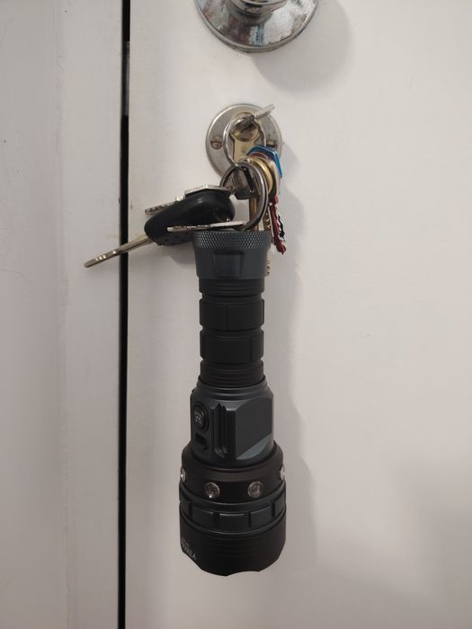 Yemao Ym-A3- 5000+950 lúmens. Super potente