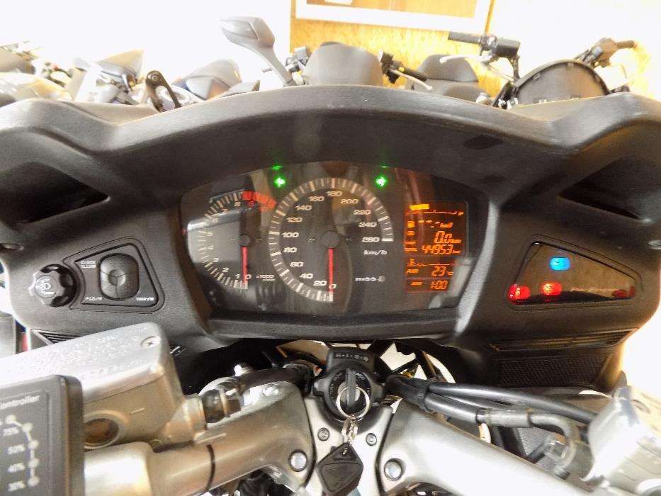 ST 1300 Pan-European para peças