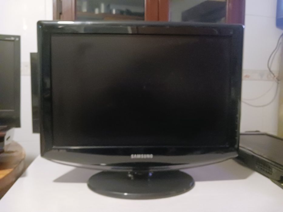 Lote varias televisões