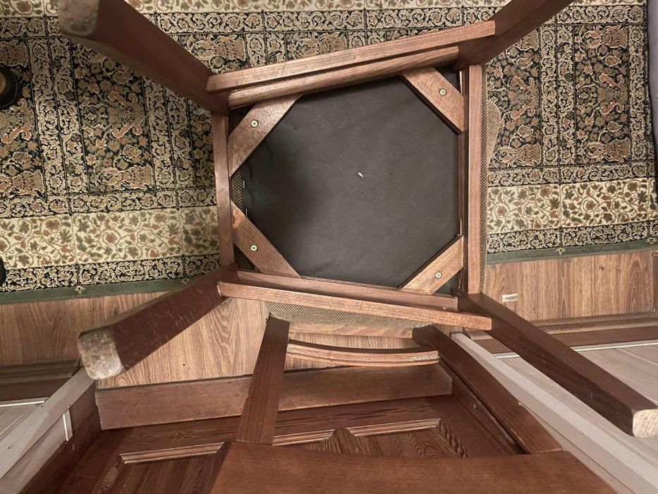 Stòł plus 4 krzesła 190x60