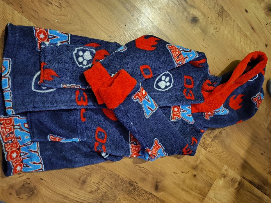 Szlafrok psi patrol r. 98/104