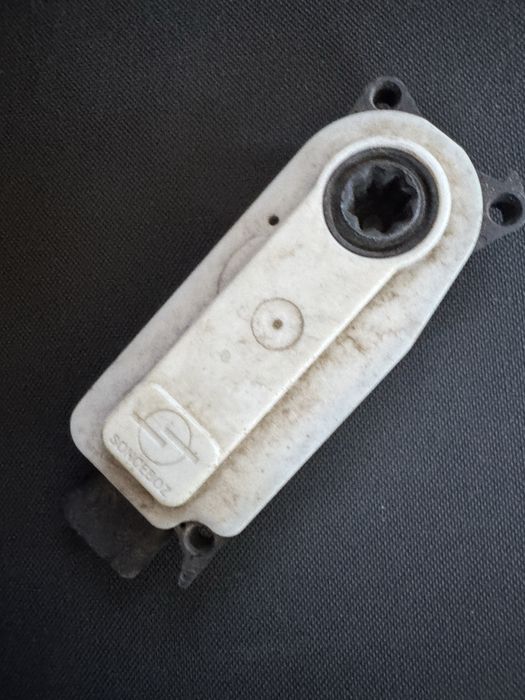 Моторчик жалюзі opel/peugeot