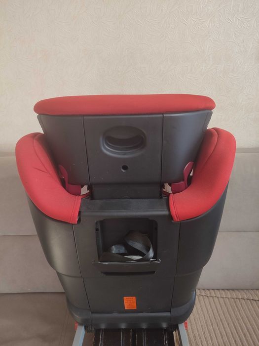 Продам німецьке автокрісло Britax-Romer