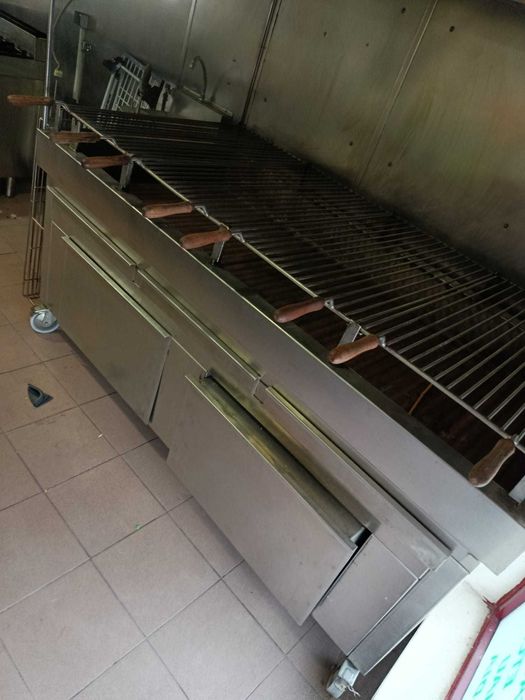 Grelhador Industrial a Carvão