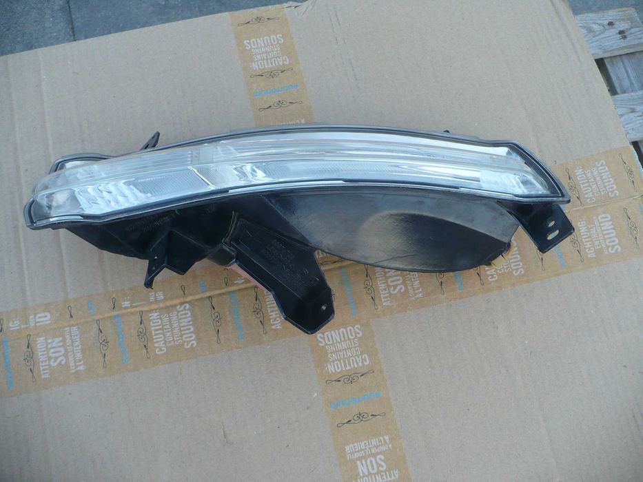 Jeep compass 2 kierunkowskaz lewy halogen lewy super stan