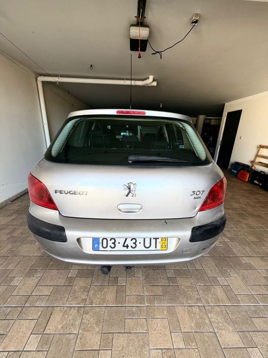 Peugeot 307 1.4 HDi – Económico e Fiável