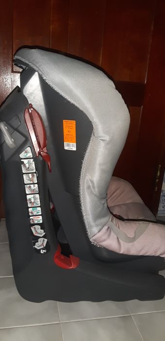 2 Cadeirinhas Romer King  9-18kg URGENTE PARA DESOCUPAR