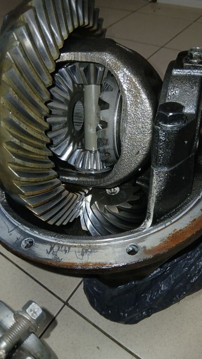 Л200 роздатка ,редуктор