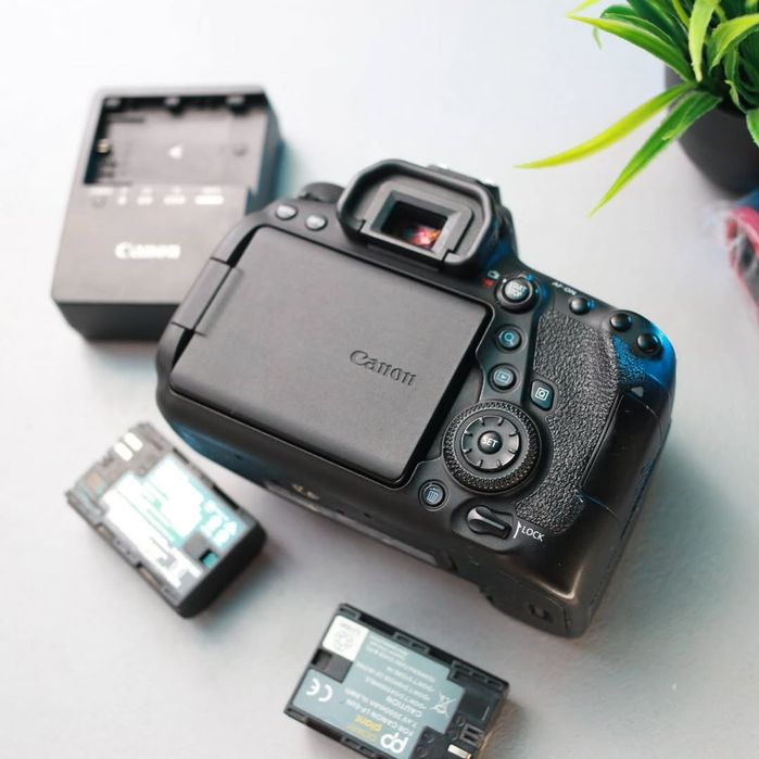 Canon 6d mark ii пробіг 47 тис